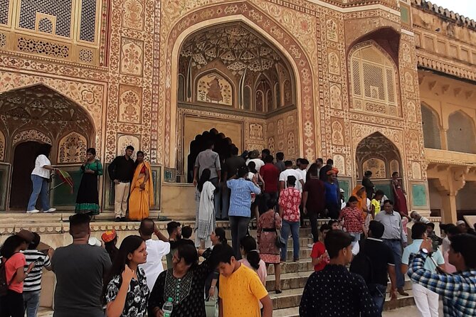2 Days Private tour of Jaipur with Amber Fort and City Palace - Amber Fort: Jaipur’s big opening scene