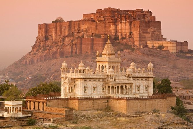 3 Days Guided Jodhpur & Udaipur Tour From Jaipur With Hotels - Jaswant Thada offers a quieter pause