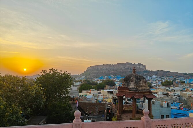 5 Days Private Heritage Triangle Tour Jaipur, Jodhpur, Udaipur. - Day four: Udaipur’s lakefront sights and Sajjangarh sunset