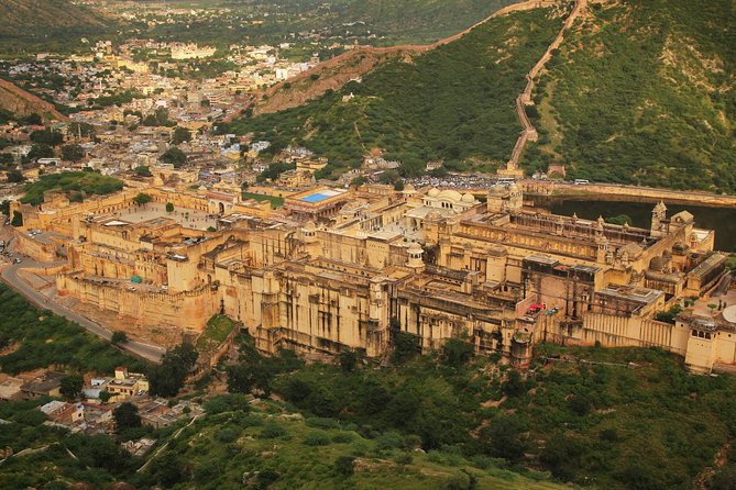 6-Night Royal Rajasthan: Private Tour from Jaipur, India - Day 2: Hawa Mahal and Amber Palace
