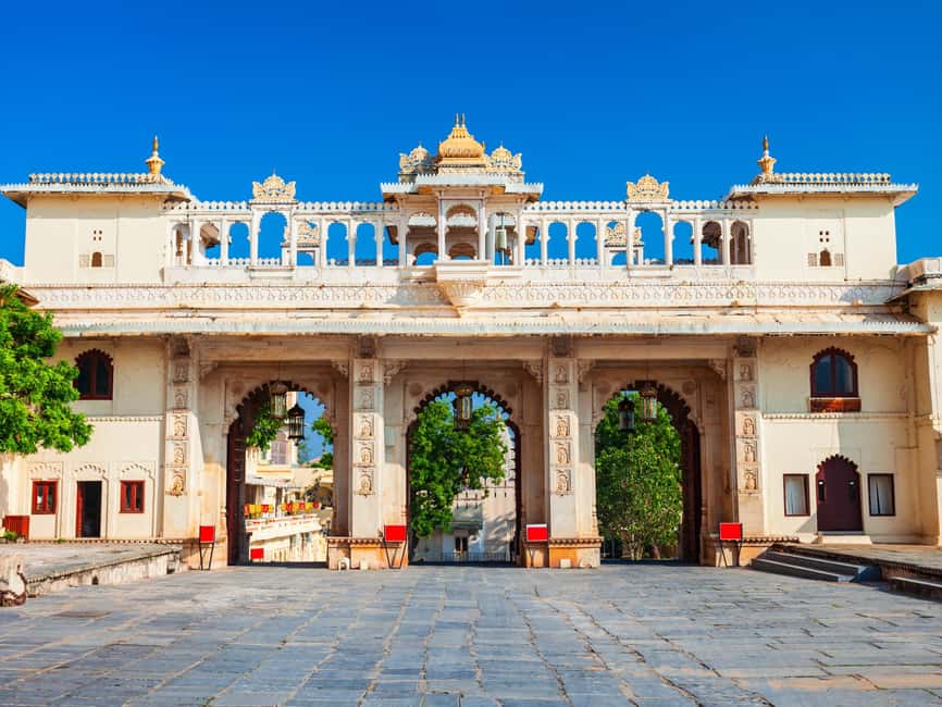 7-Day Golden Triangle Jodhpur Udaipur Tour from Delhi - Day 4: Jaipur to Jodhpur and the blue city