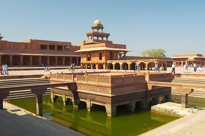 Affordable transfer from Jaipur to Agra via Fatehpur Sikri - Why this route makes sense for Jaipur to Agra