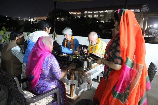 Authentic Traditional Family Cooking class in a Great Ambiance - Learning recipes from a traditional joint family