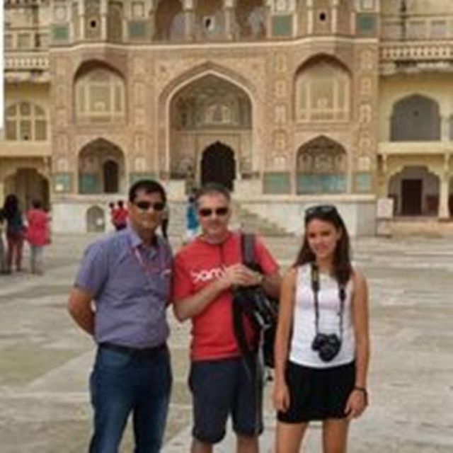 Book Govt. Approved Tour Guide for Jaipur City Tour - Jal Mahal from the lakeside