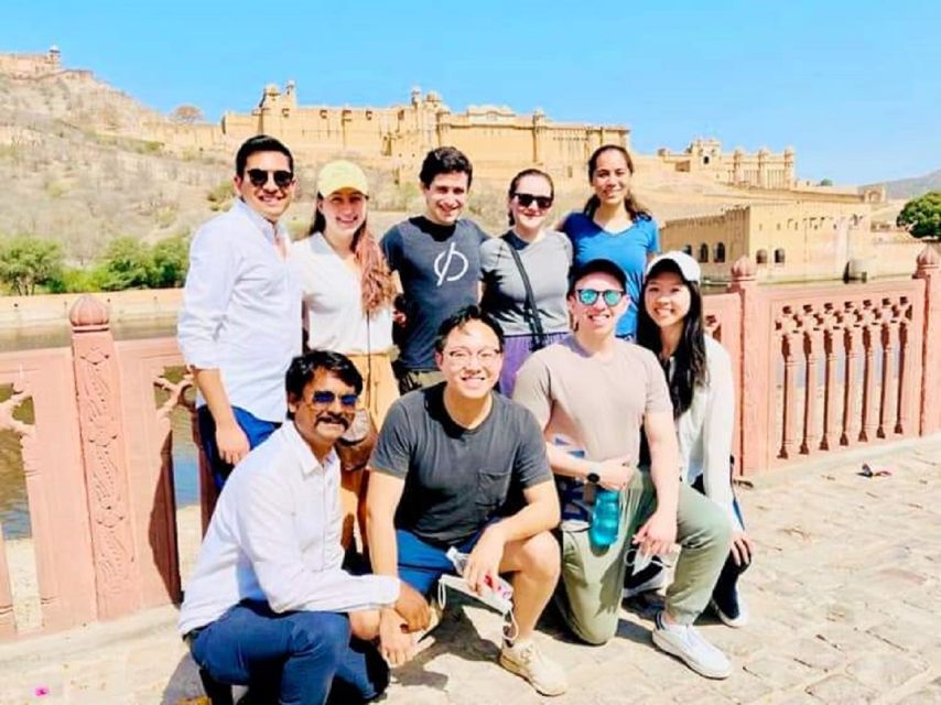 Book Govt. Approved Tour Guide for Jaipur City Tour - City Palace and Jaipur’s royal center