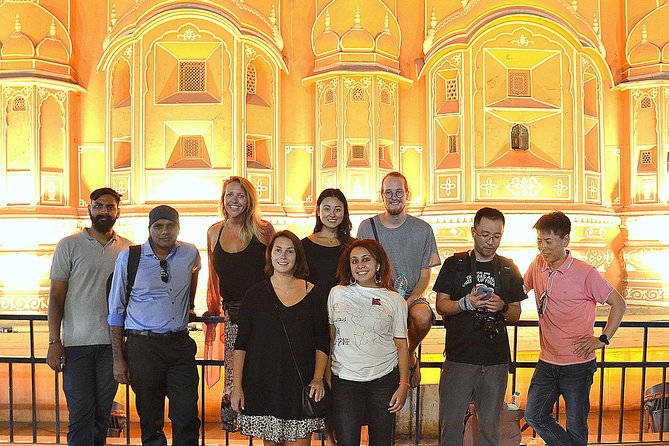 Culture and Heritage Walk | Pink City Jaipur - Hawa Mahal: a five-minute introduction from the street