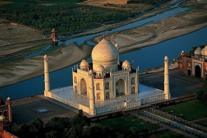 Day Trip to The Taj Mahal and Agra from Jaipur - What the $47 price really covers