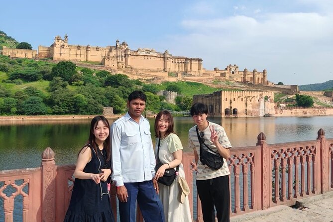 Explore Full Day Jaipur Guided Tour by Car with Guide - Panna Meena ka Kund and its sharp geometry