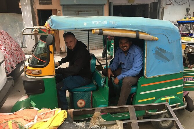 Explore Jaipur in a Tuk Tuk - Royal Gaitor Tombs and their quiet marble work