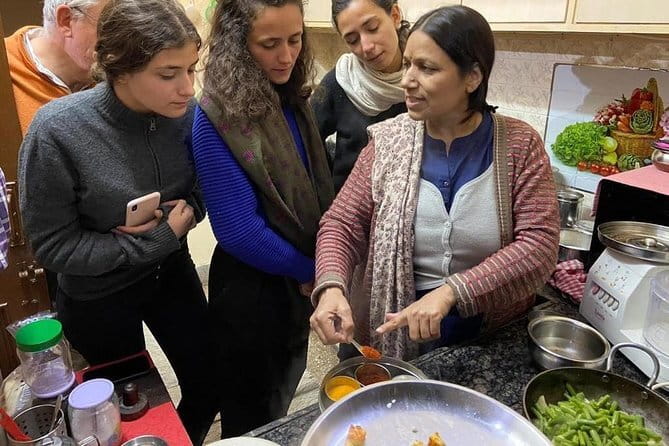 Family cooking experience in Jaipur, including transport & meals - Should You Book This Jaipur Cooking Experience?