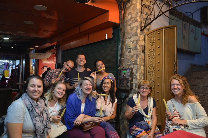 Food Tour and Eat like Locals - Why the guide matters on a street food tour