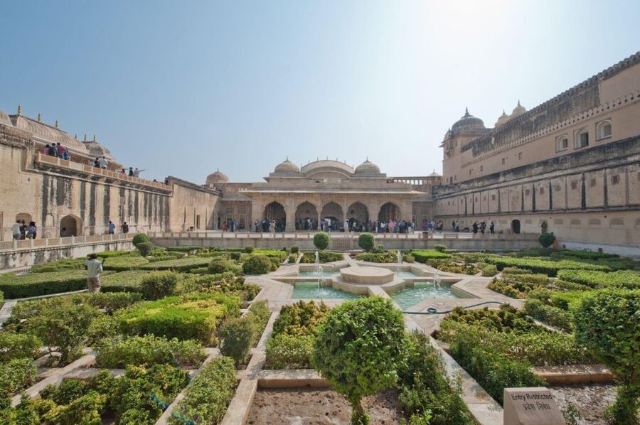 From Agra: Jaipur Day Tour by Car With Drop off Agra/Delhi - A guide can make or break the pace