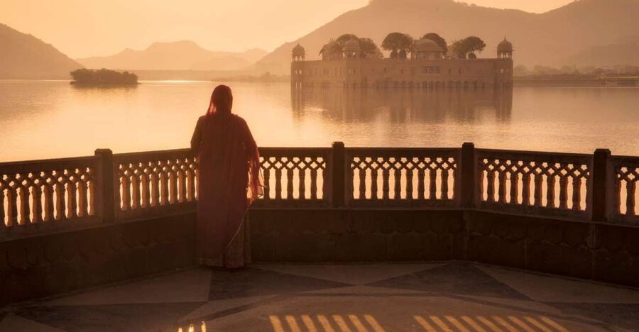 From Agra: Jaipur Day Tour by Car With Drop off Agra/Delhi - Amber Fort gives the day its grand opening