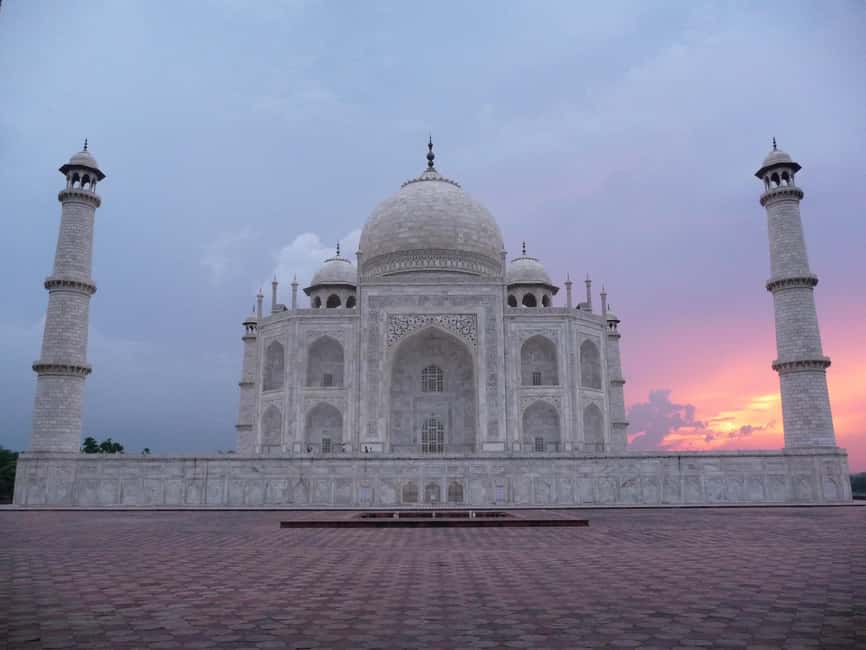 From Delhi: Private 5-Day Golden Triangle Tour - The driver and guide setup