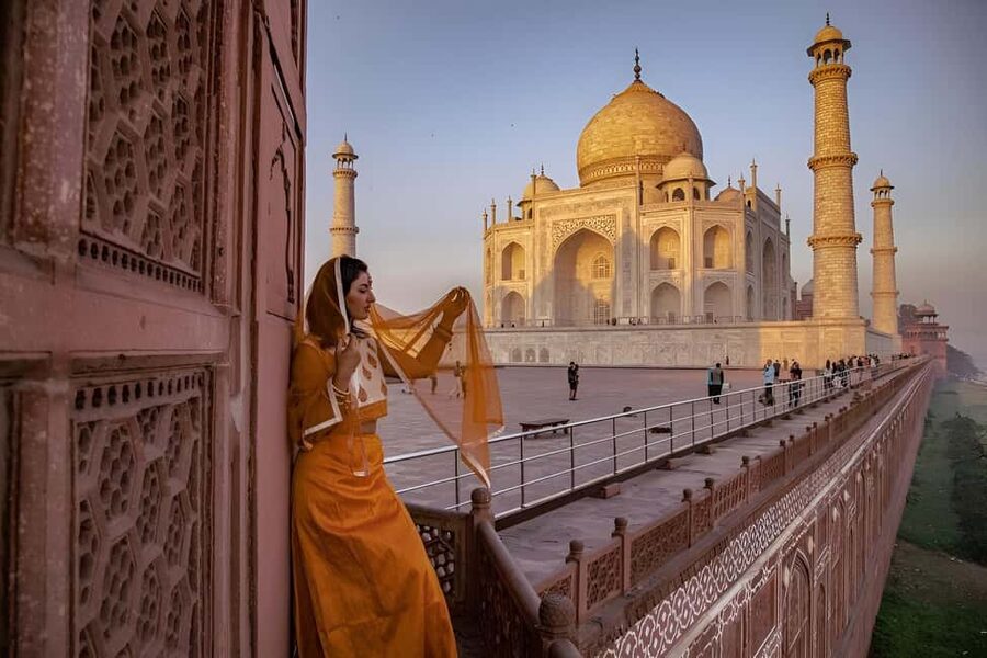 From Jaipur: Same Day Taj Mahal Tour with Fatehpur Sikri - Leaving Jaipur at 6:30 AM