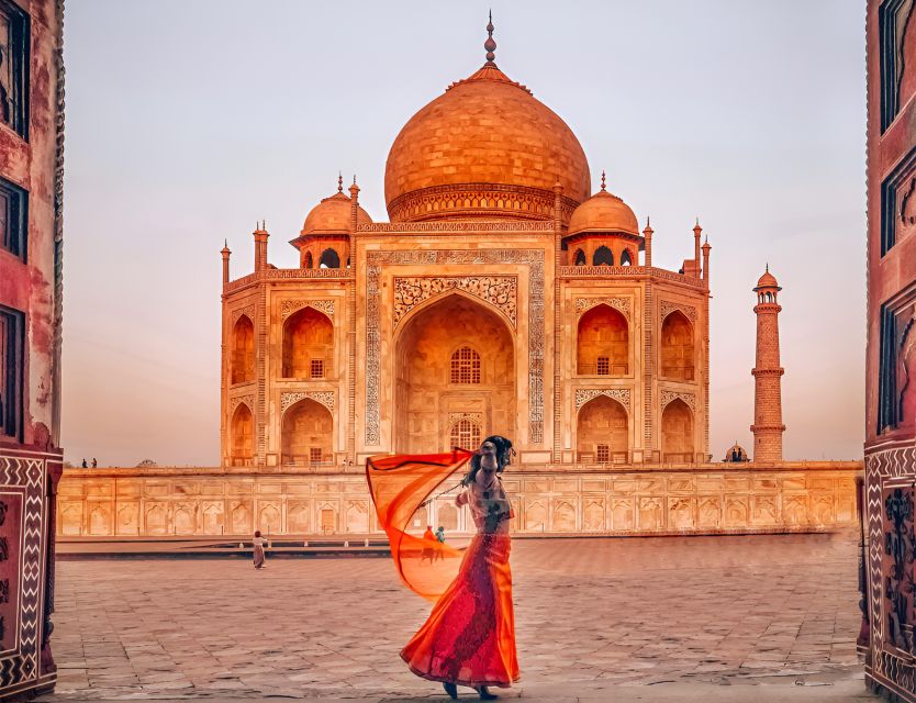 From Jaipur: Same Day Taj Mahal Tour with Fatehpur Sikri - Agra Fort: a different kind of imperial monument