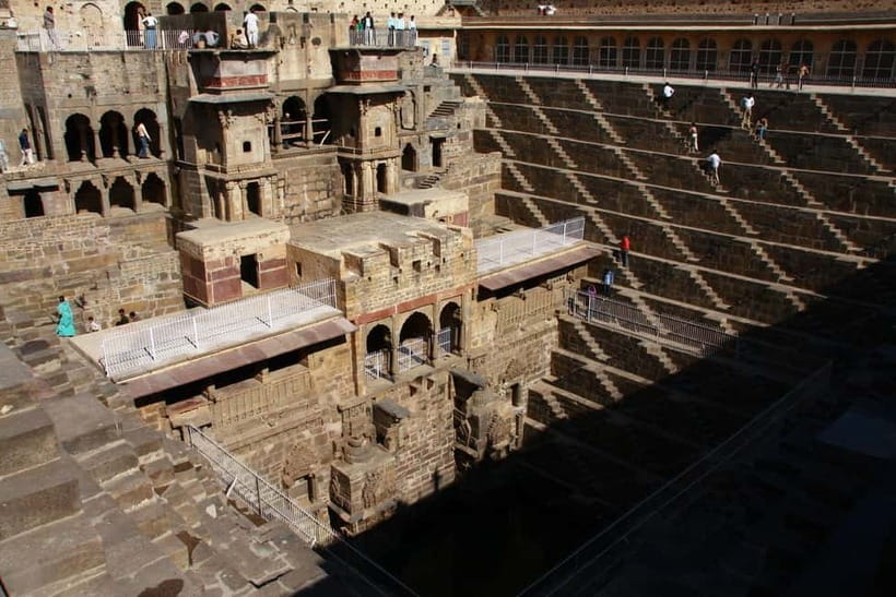 From Jaipur: Same Day Trip to Abhaneri Chand Baori Stepwell - Practical advice for a smoother visit