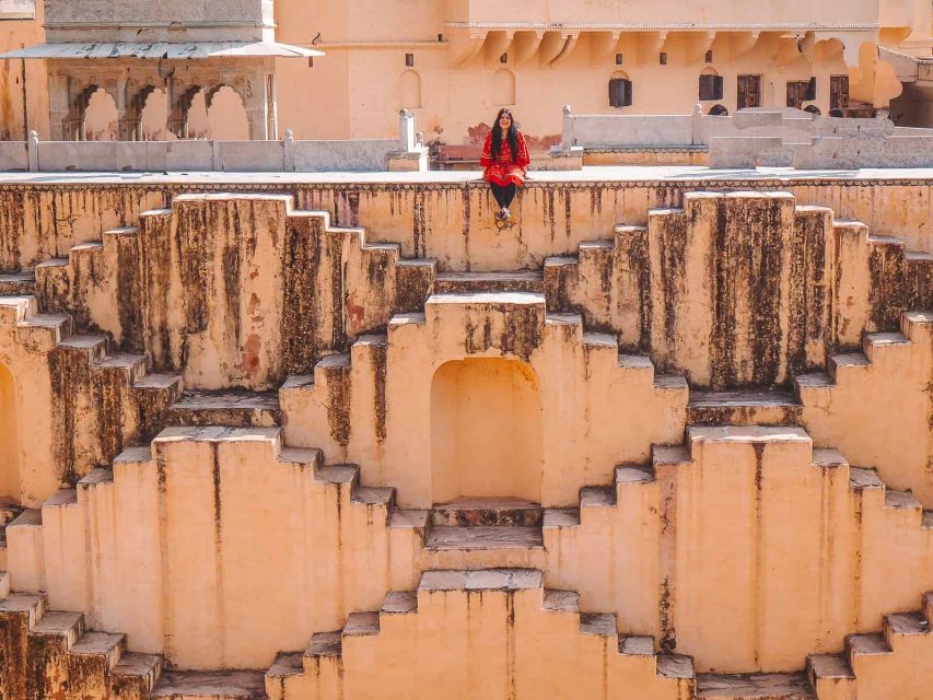 From New Delhi: Jaipur Tour by Fast Train or by Private Car - Amber Fort gives the day its grand opening