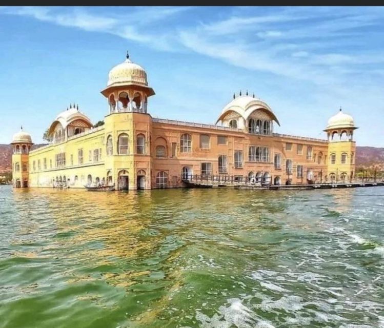 Full day Jaipur sightseeing tour by tuk tuk. - Jantar Mantar and the science of the sky
