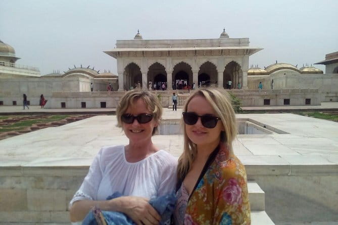 Full day Jaipur sightseeing tour by tuk tuk. - Markets, crafts, and lunch in the middle of the day