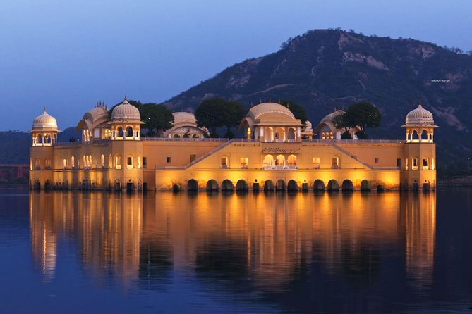 Full-Day Private City Tour of Jaipur - Hawa Mahal deserves more than a street photo