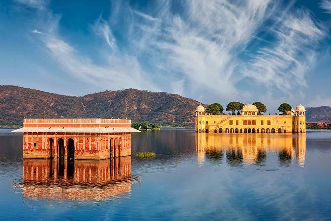 Full-Day Private Tour Heritage of Jaipur with Amber Fort - The wider Jaipur route may include more quick stops