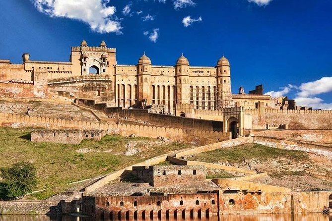 Full-Day Private Tour Heritage of Jaipur with Amber Fort - Hawa Mahal is brief but essential