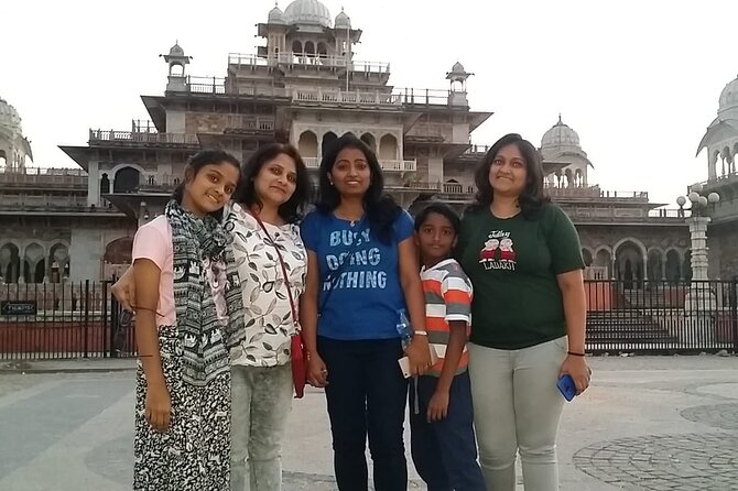 Full Day Private Tour of Jaipur : Sightseeing tour - Amber Fort Gets the Morning Spotlight