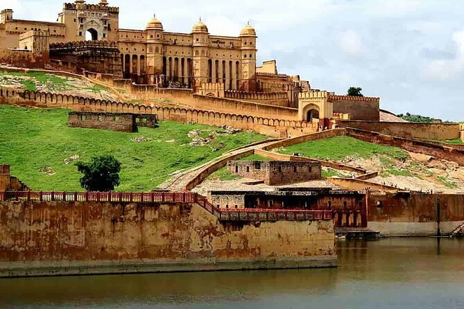 Full Day Sightseeing Jaipur Tour by Car With Guide Include Lunch - Amer: give the hill fort your full attention