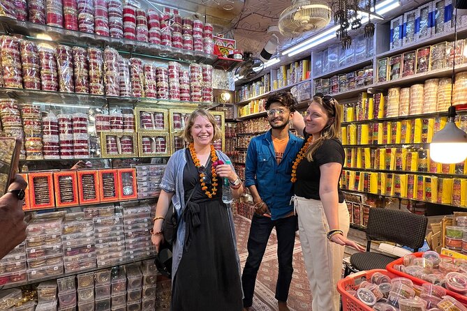 Guided Jaipur Heritage & Food Walk with Shopping - Raj Mandir gives the tour a lively start