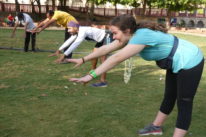 Guided Morning Bicycle Tour with Food Tasting in Jaipur - Govind Devji Temple and morning local life