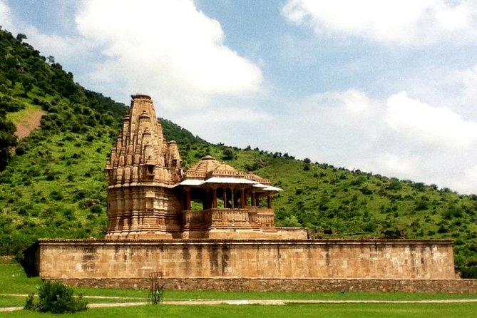 Guided Tour to Haunted Bhangarh & Abhaneri Step Well From Jaipur - Why this makes a good change from Jaipur’s palace circuit