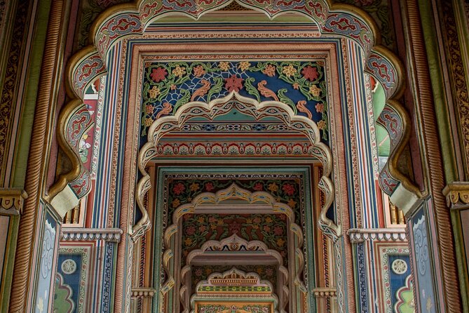 Half-Day the Hidden Secrets of Jaipur City Private Guided Tour - Hawa Mahal begins with the classic Jaipur photograph