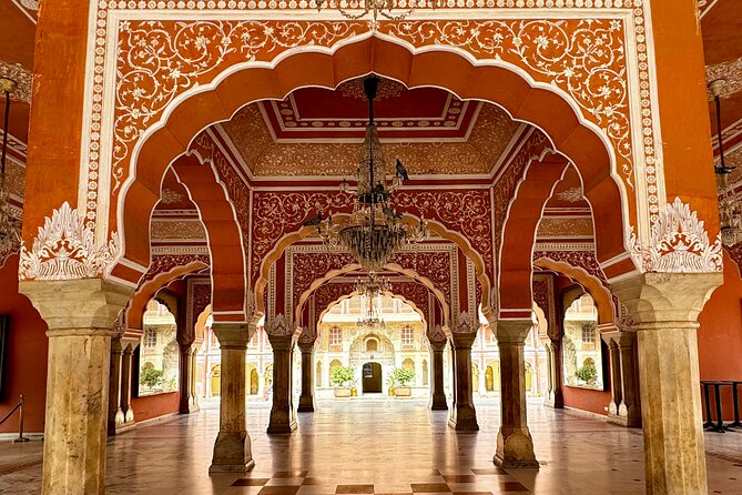 Highlight Tour of Jaipur with Private Guide - Jal Mahal: a short stop at the Water Palace
