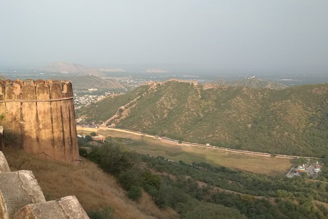 Jaipur 02 Days Private Tour with Vehicle+Professional Chauffeur - What the car and chauffeur add