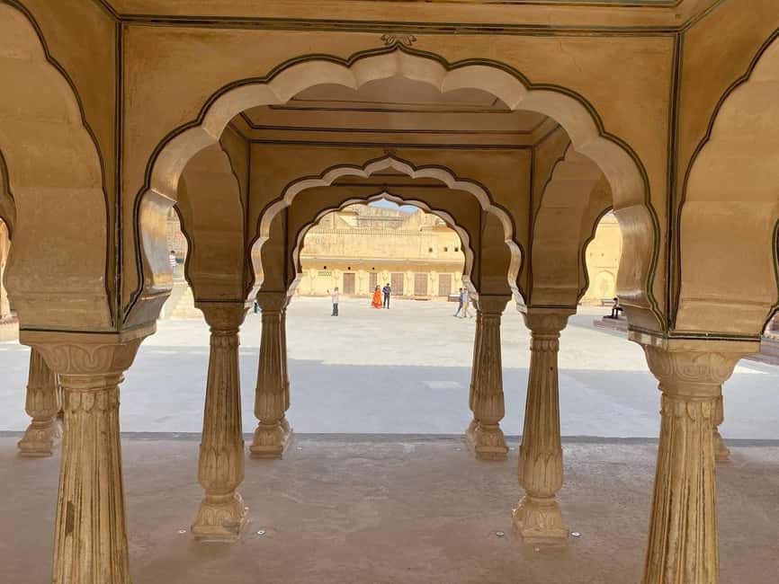 Jaipur: Amber Fort Guided Tour and Entry Ticket - How long the visit really feels