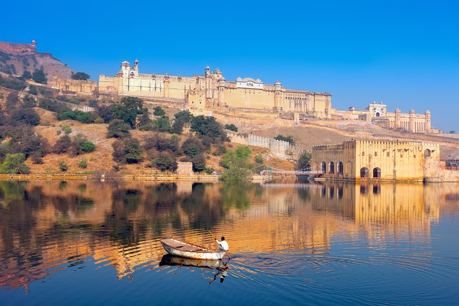 Jaipur Amer Fort, Jal Mahal & Stepwell Private Half-Day Tour - Panna Meena Kund and the geometry of water