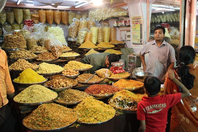Jaipur Bazaar & Food Walking Tour - Walking the Pink City’s busy backstreets