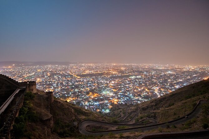 Jaipur by Night Evening Tour with Nahargarh Fort Views - Tea, snacks, and a taste of Jaipur