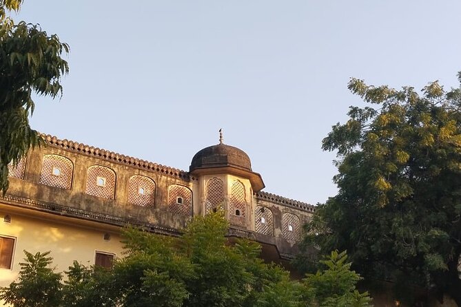 Jaipur City Full Day Luxury Private Tour - Amber Palace: give the longest stop to Jaipur’s great royal complex