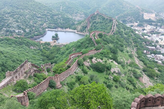 Jaipur City Full Day Luxury Private Tour - Panna Meena ka Kund and the road to Amber