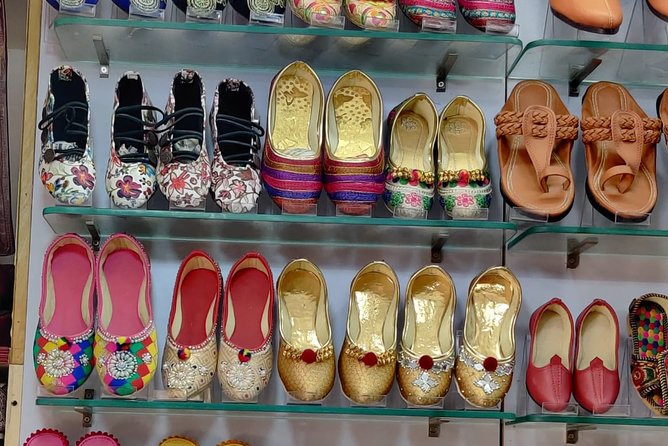 Jaipur City Shoping Tour With Pink City - A shopping day built around your interests