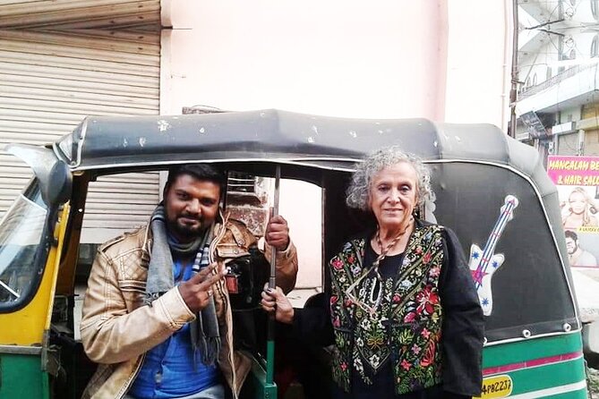 Jaipur City Tour by Tuk-Tuk - Hawa Mahal rewards a closer look