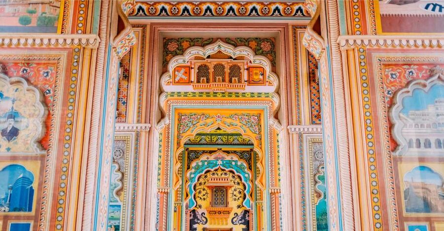 Jaipur City Tour: City Palace, Jantar, Hawa & Jal Mahal - Why this half-day route works in Jaipur
