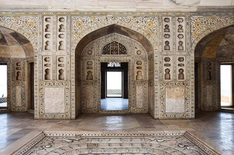 Jaipur City Tour Elephant Ride with Guide - Jal Mahal, Jaipur’s calm water view