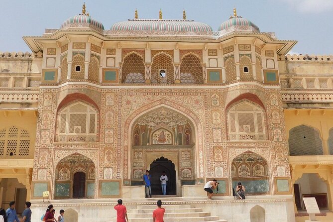 Jaipur City Tour with a Licensed Guide - Is $10 good value once tickets are added?