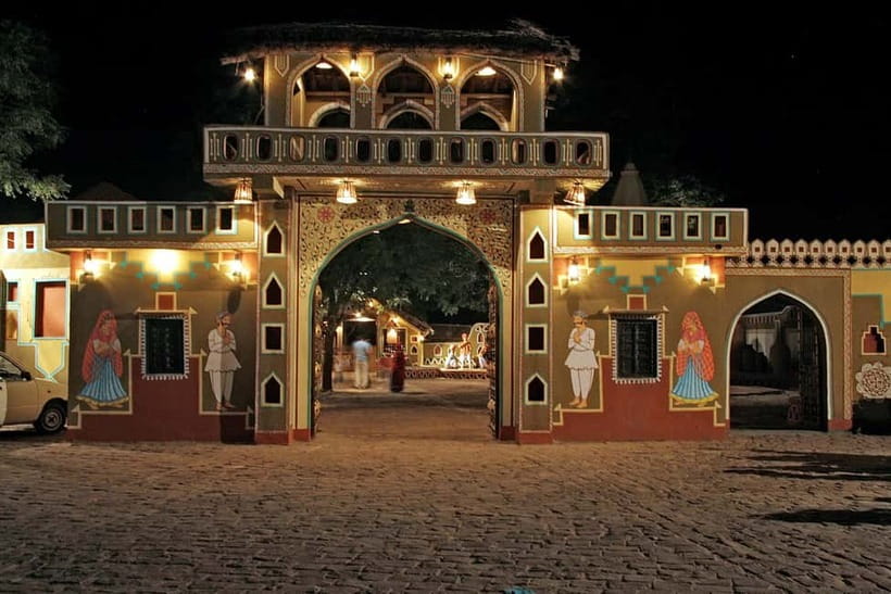 Jaipur: Cultural Evening Tour & Dinner at Chokhi Dhani - Key points to know before you go