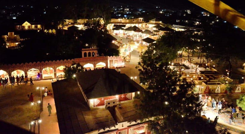 Jaipur: Cultural Evening Tour & Dinner at Chokhi Dhani - The private pickup makes the evening simple