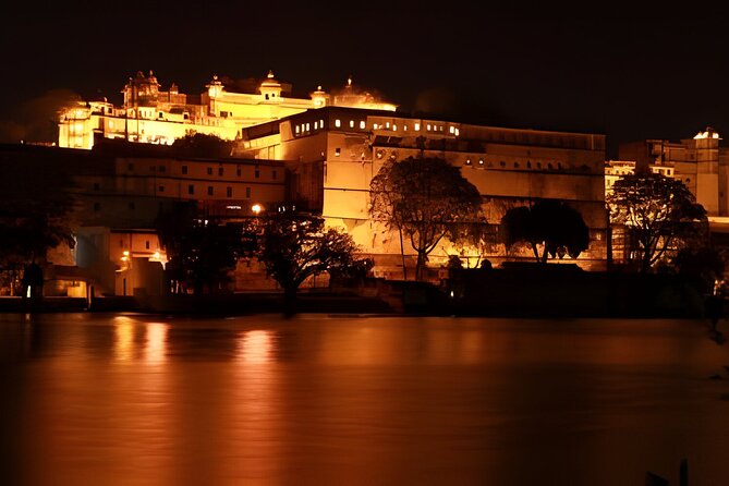 Jaipur Evening City Tour In Open Jeep - Johri Bazaar after the monuments