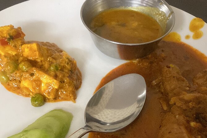 Jaipur Evening Food & market Tour: Savor the Test of the Jaipur - Wow Eggs Centre and the savory evening menu
